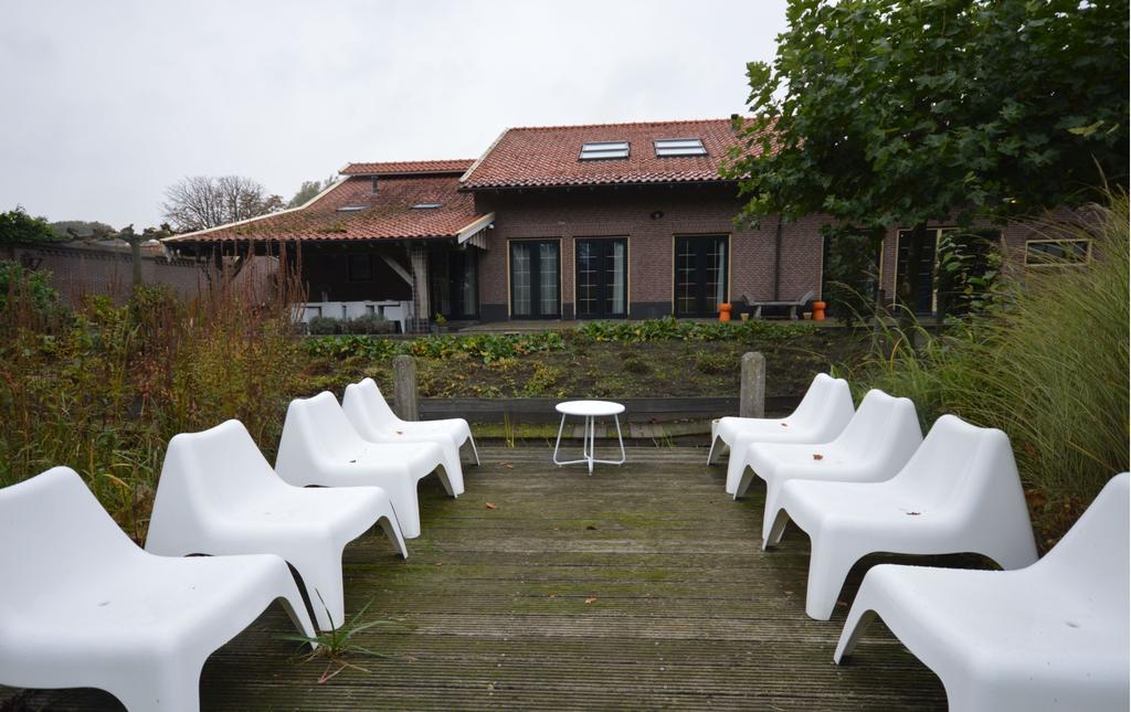 Wake Up Call Bed & Breakfast Westbroek Eksteriør billede